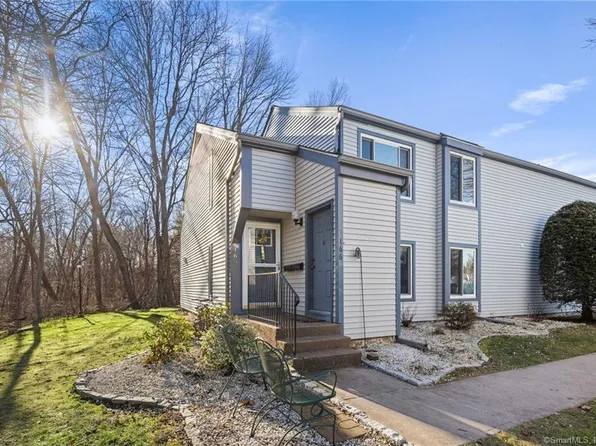 165 Candlewood Drive #165, South Windsor, CT 06074