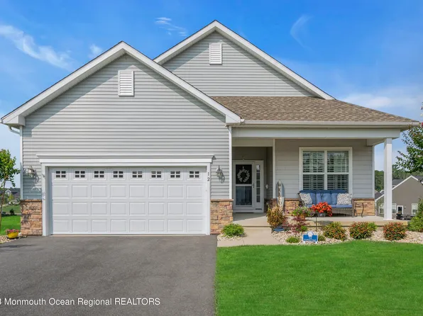 12 Carlton Court, Barnegat, NJ 08005