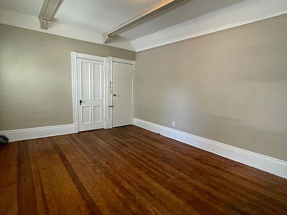 3rd image of 613 Exchange St #3