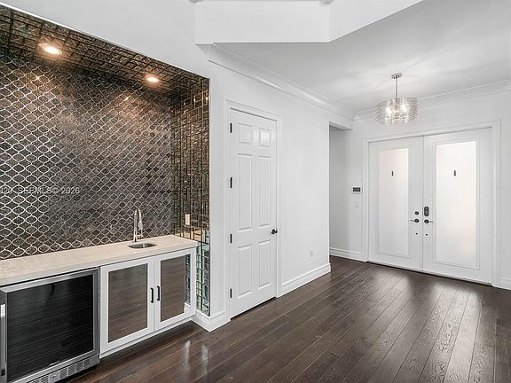 2nd image of 9747 Vitrail Ln