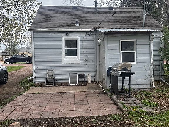 5th image of 220 S Lincoln Ave