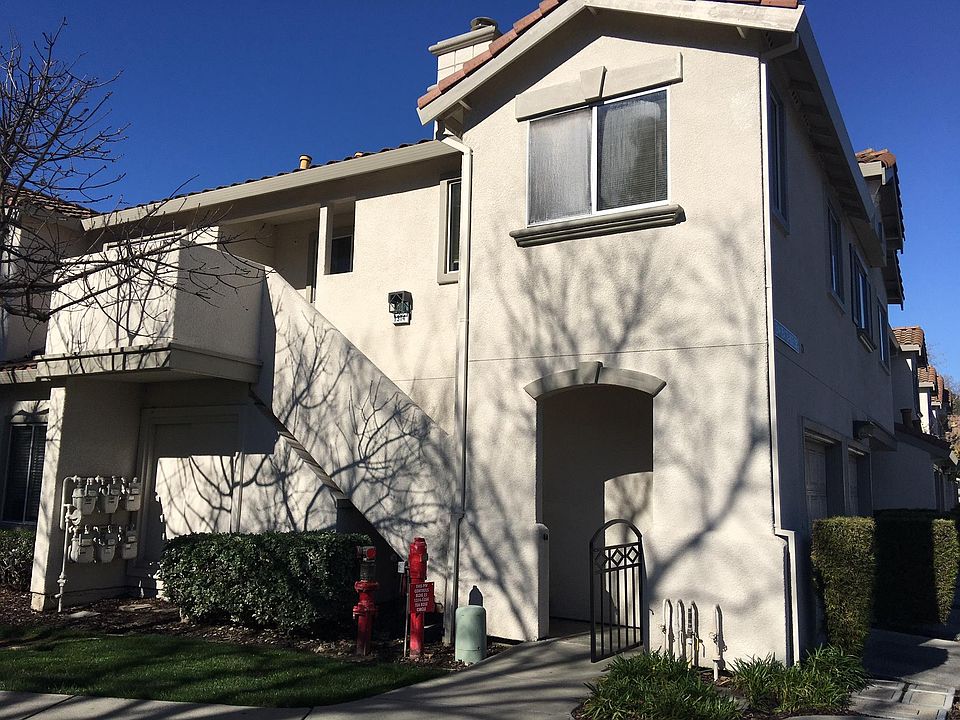 1st image of 1314 Tea Rose Cir