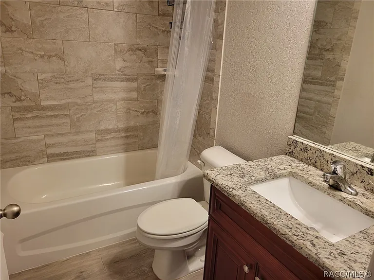 9503 N Travis Dr — Photo 11