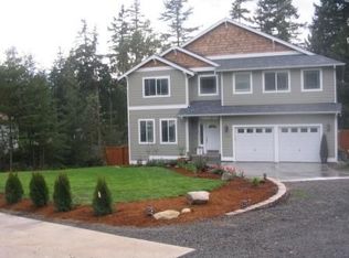 1579 NW Palmer Ln, Bremerton, WA 98311