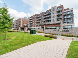 3290 New St #206, Burlington, ON L7N1M8