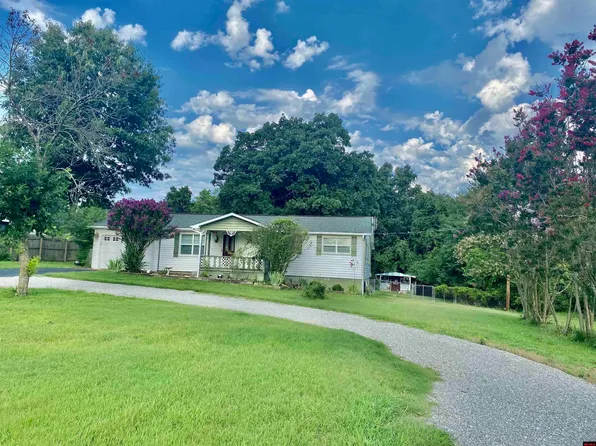 540 Cranfield Rd, Mountain Home, AR 72653