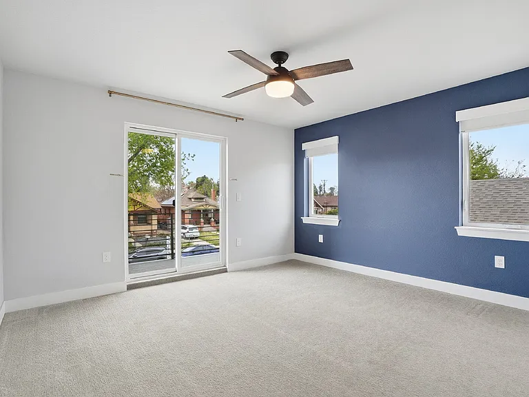 1518 N Newton St — Photo 23
