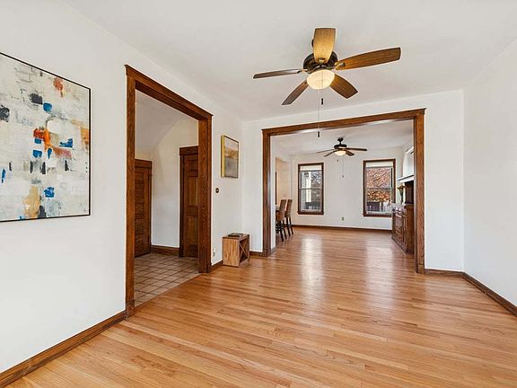 4th image of 2343 N Lawndale Ave