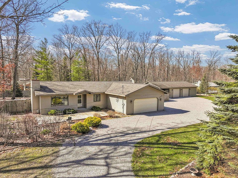 1st image of 134 Heritage Way