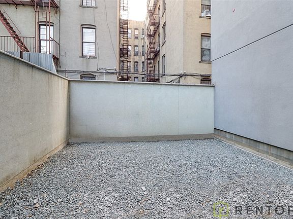 5th image of 295 N 7th St #1L