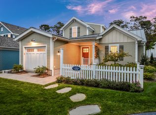 11 Azalea Ln, Mashpee, MA 02649