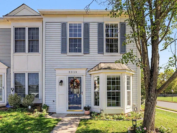 3013 McMaster Ct, Herndon, VA 20171