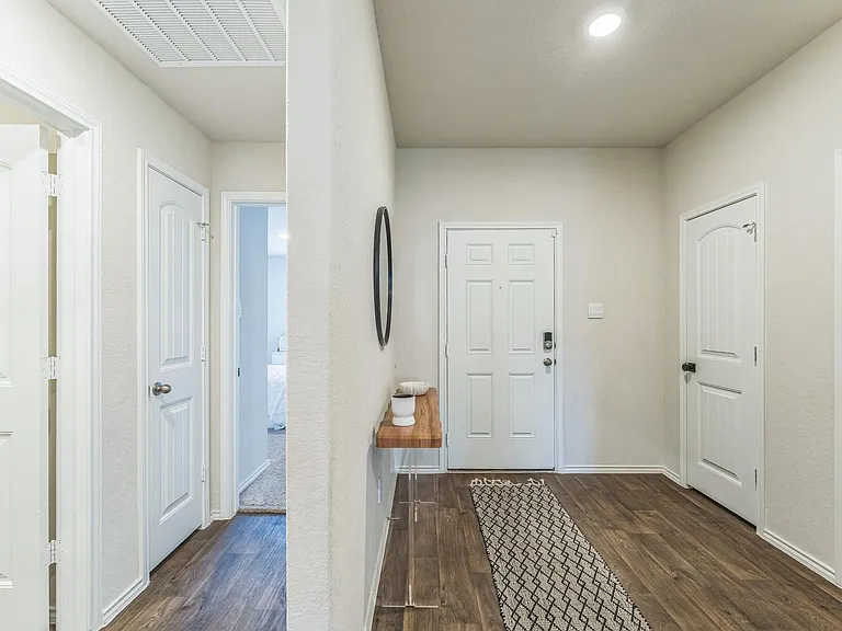 821 Bahia Pl — Photo 5