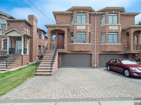 25 W Edsall Blvd Unit A, Palisades Park, NJ 07650
