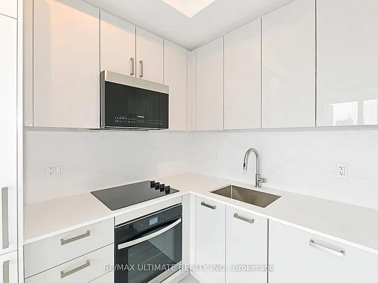280 Dundas St W #1011 — Photo 7