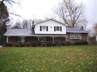 1730 Beryl Rd, Akron, OH 44312