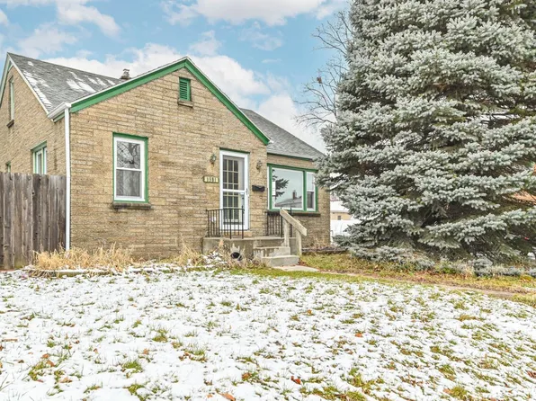 3301 South 9th STREET, Milwaukee, WI 53215