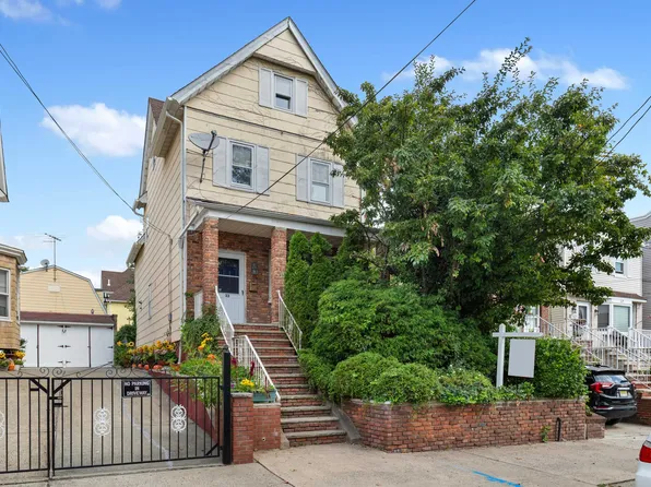 33 E 43rd St, Bayonne, NJ 07002