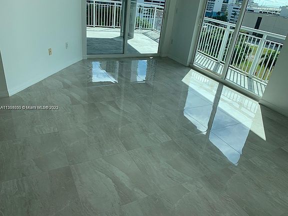3rd image of 276 NE 18th St #807