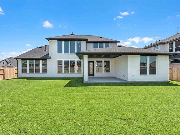 Lucca Plan 1215 River Glen Cove Covered Outdoor Living