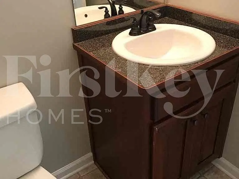 2126 Villa Spring Ter — Photo 9