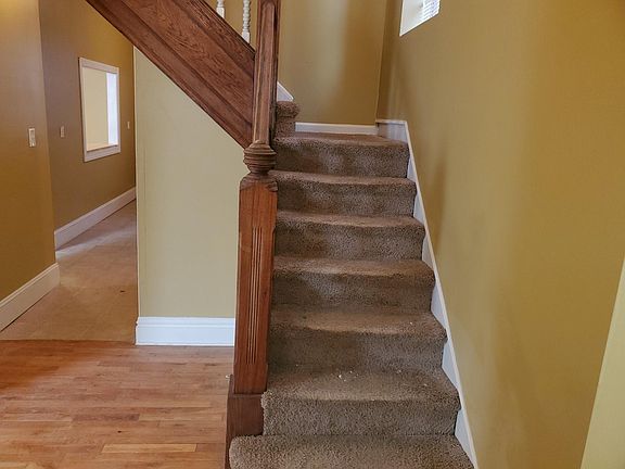 4th image of 1269 Hamilton Ave