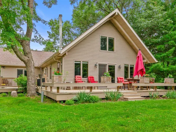 480 Tomahawk Trl, Nekoosa, WI 54457