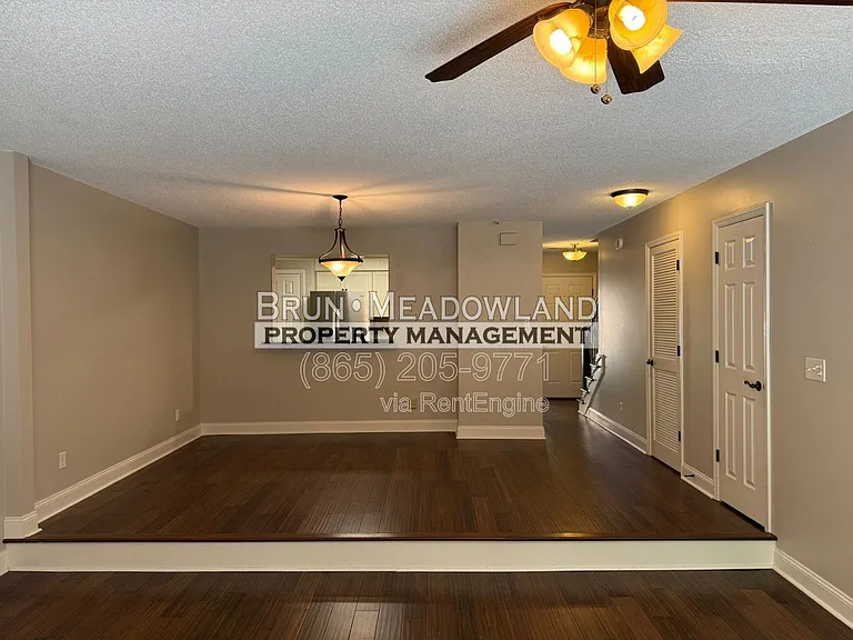 10427 Ravenbrook Ln — Photo 12