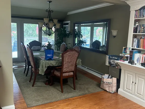 (undisclosed Address), Islip Terrace, NY 11752