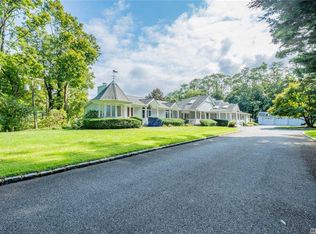 357 W Neck Rd, Huntington, NY 11743