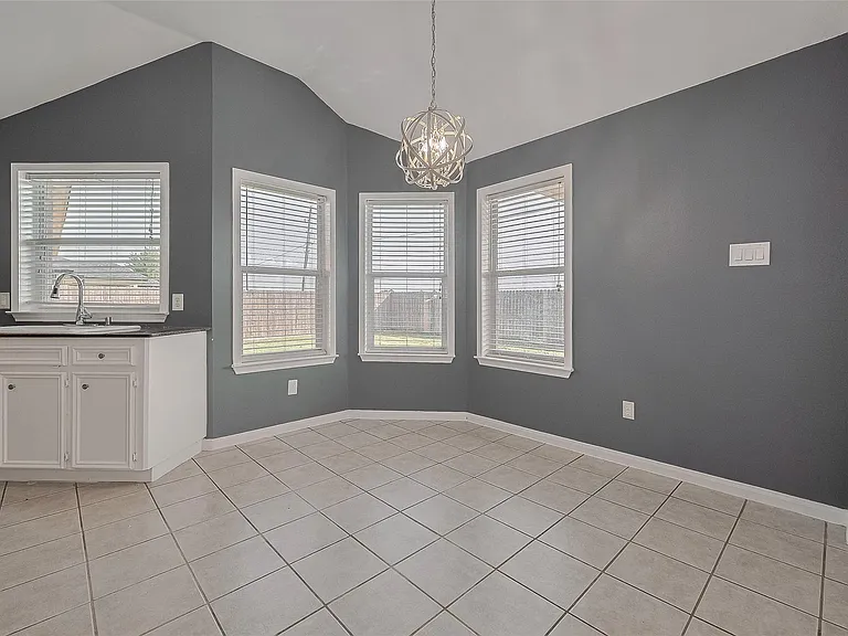 9631 Highland Pointe Dr — Photo 13