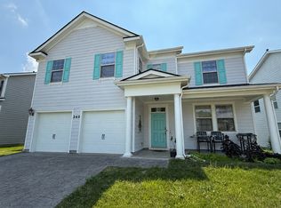240 Seymour Pl, Cary, NC 27519