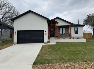 8227 Old Austin Rd, Selma, TX 78154