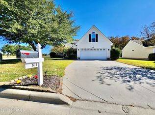 101 Robbie Ln, New Bern, NC 28562