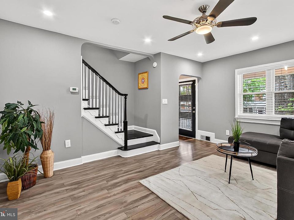 1st image of 4627 12th St NE