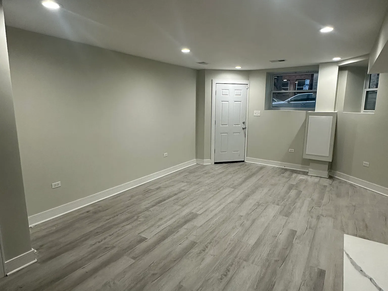 Unit G: Spacious 2-Bedroom Garden Unit — Photo 2