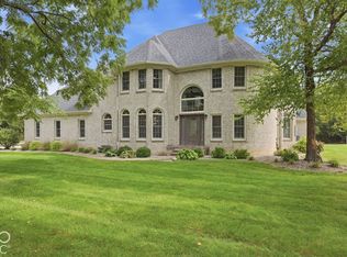 6092 S Hunters Run, Pendleton, IN 46064