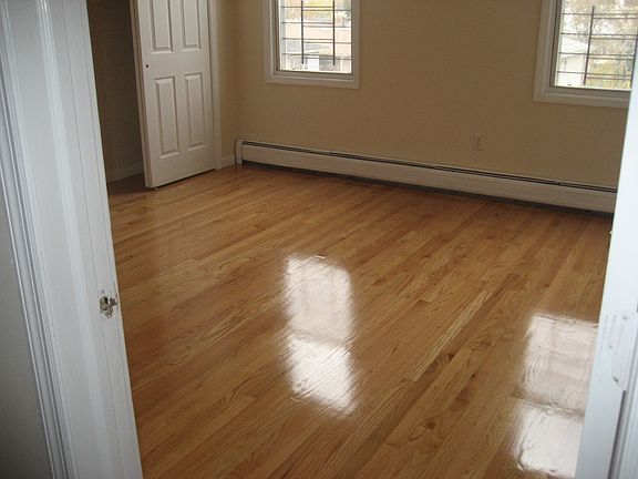 3rd image of 156 Summit Ave