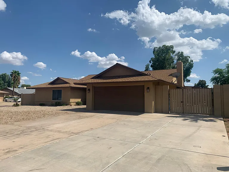 5227 E Tierra Buena Ln — Photo 2