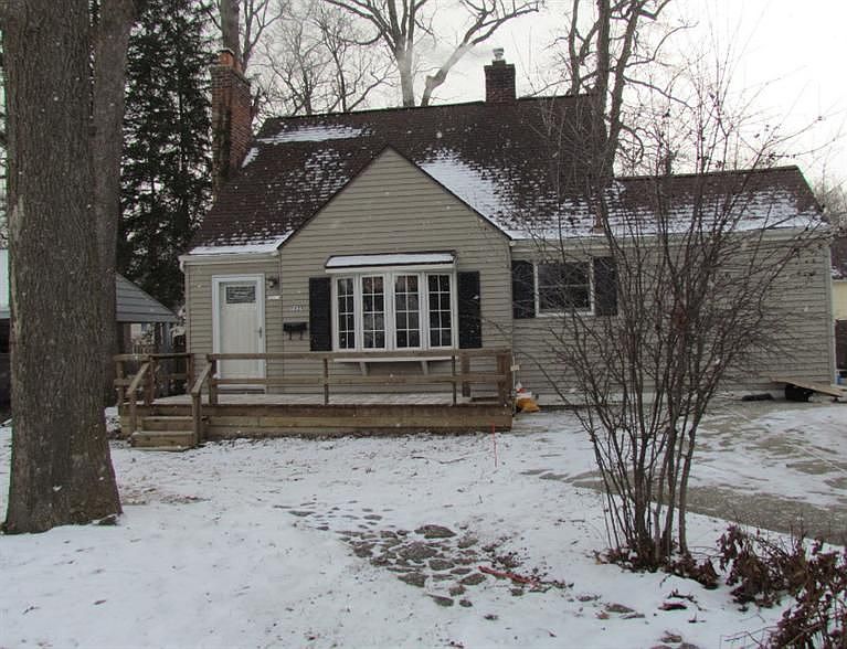 1st image of 1321 Collegewood Dr