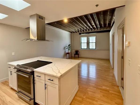 12 Canal St APT 205, Westerly, RI 02891