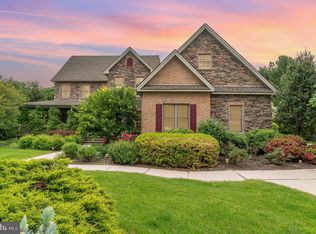 1640 Whitley Dr, Harrisburg, PA 17111
