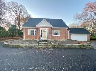 54 Hillview Ave, North Smithfield, RI 02896