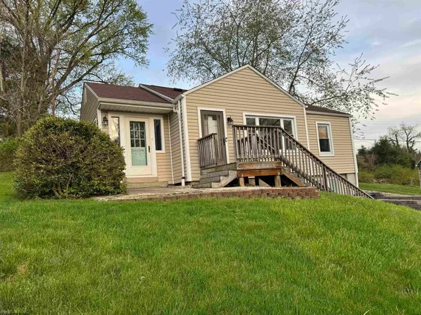 1166 Village Way, Fairmont, WV 26554