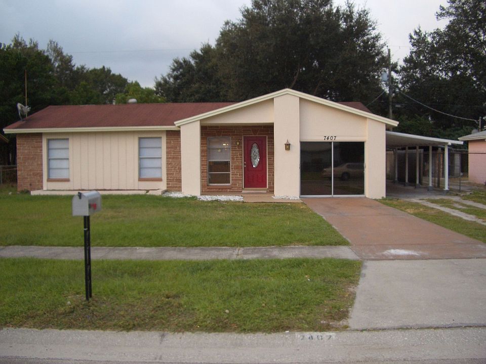7407 Sherren Dr