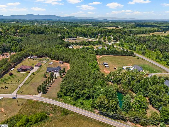 2nd image of 136 Prison Camp Rd