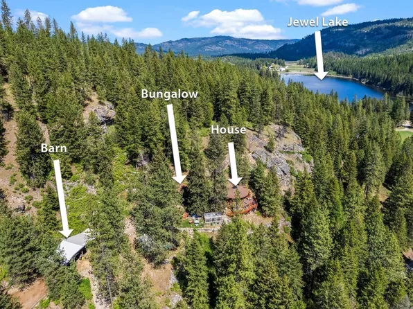 4057 Jewel Lake Rd, Sagle, ID 83860