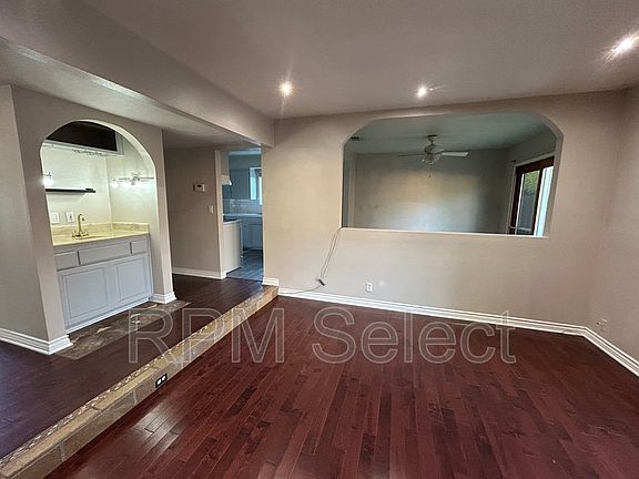 4th image of 6429 Woodhills Way
