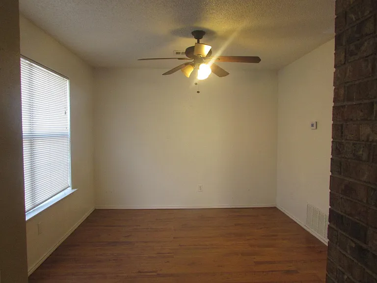 5933 Inks Lake Dr — Photo 7