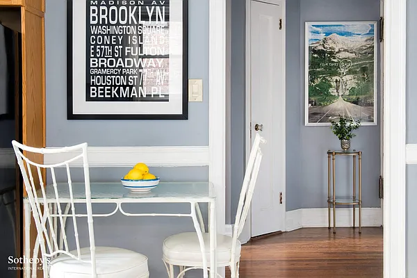 Sold by Sotheby's International Realty | media 4